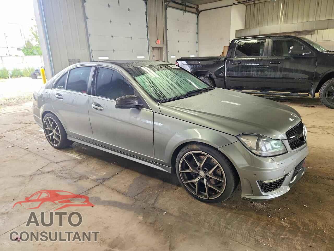 MERCEDES-BENZ C-CLASS 2013 - WDDGF8AB0DR270655