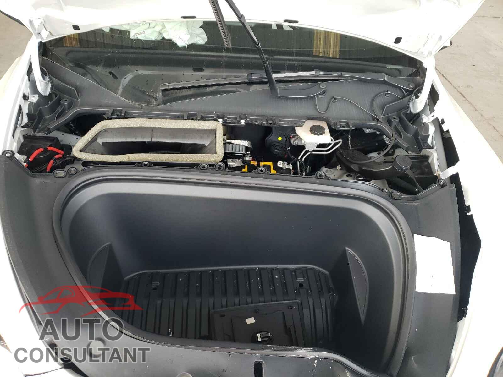 TESLA MODEL Y 2021 - 5YJYGAEE0MF187644