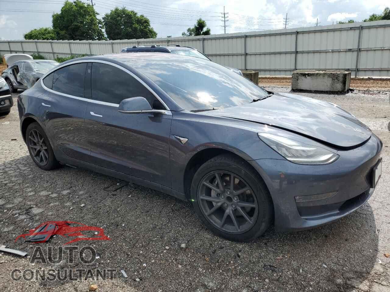 TESLA MODEL 3 2018 - 5YJ3E1EA1JF021996