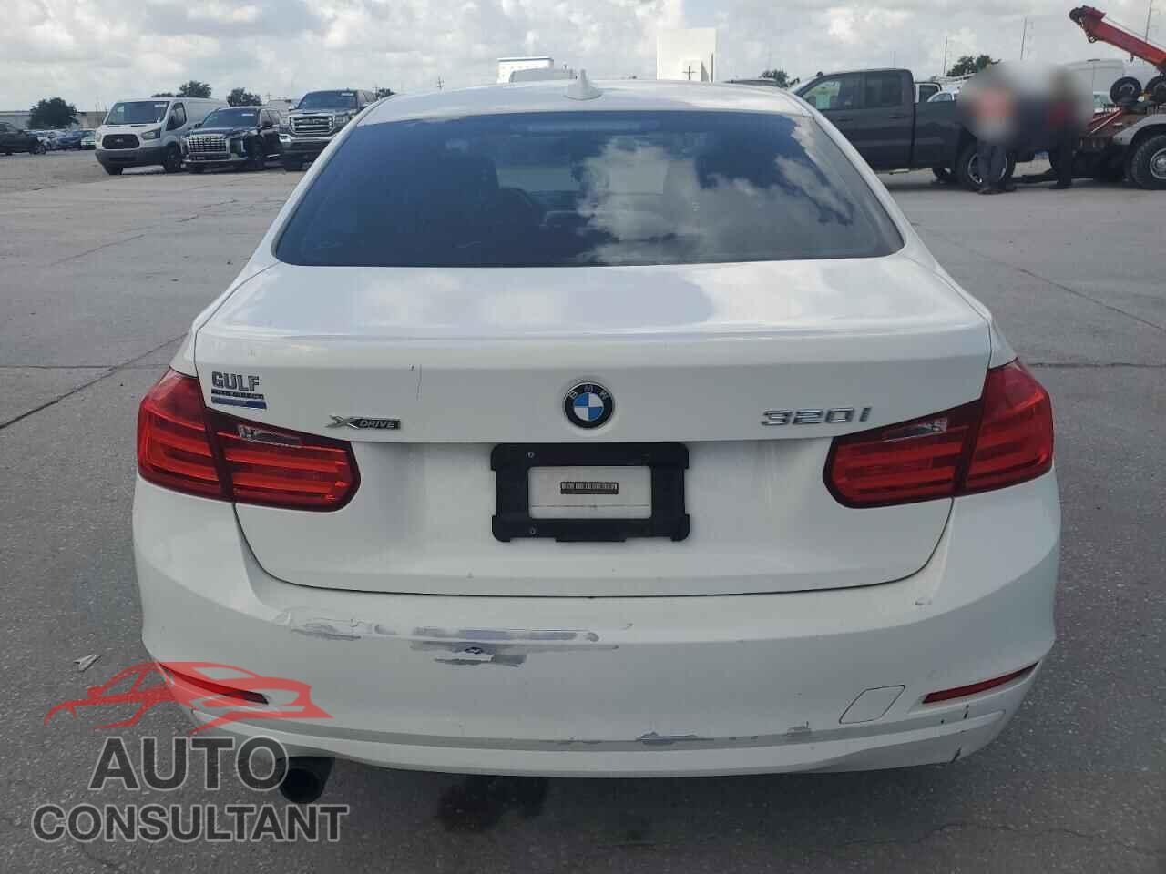 BMW 3 SERIES 2015 - WBA3C3G57FNS75476