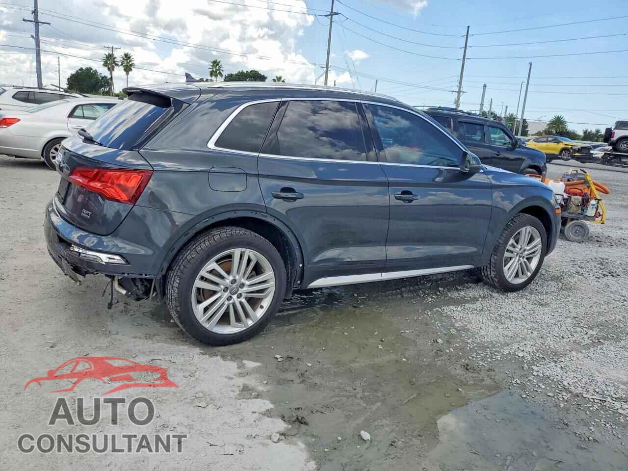 AUDI Q5 2019 - WA1BNAFY4K2130104