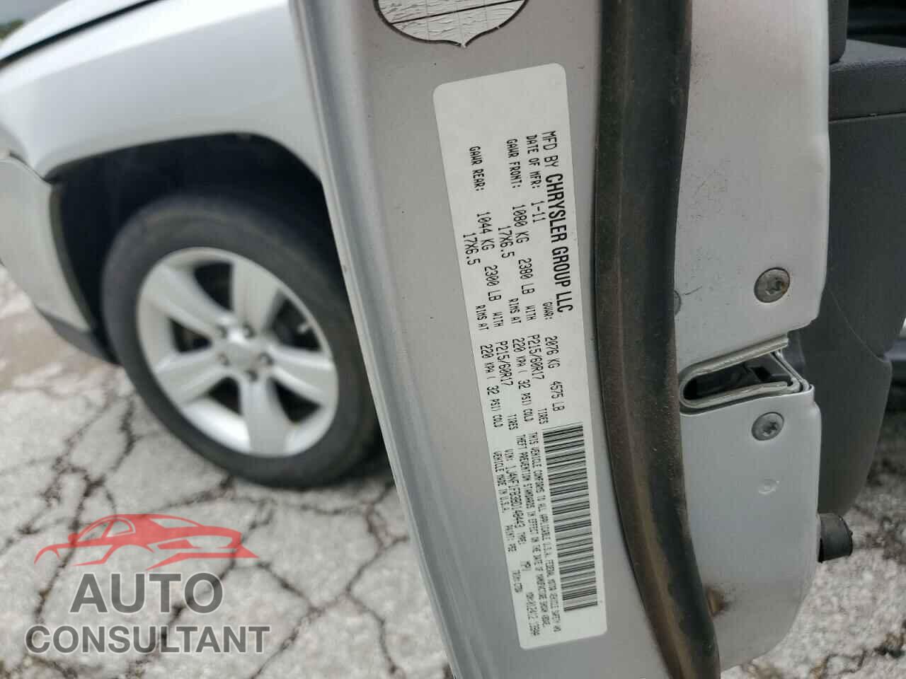 JEEP COMPASS 2011 - 1J4NF1FB3BD148443