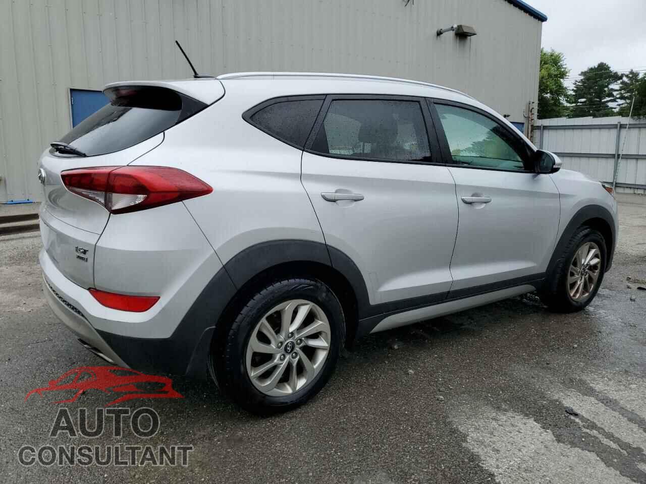 HYUNDAI TUCSON 2017 - KM8J3CA26HU290113