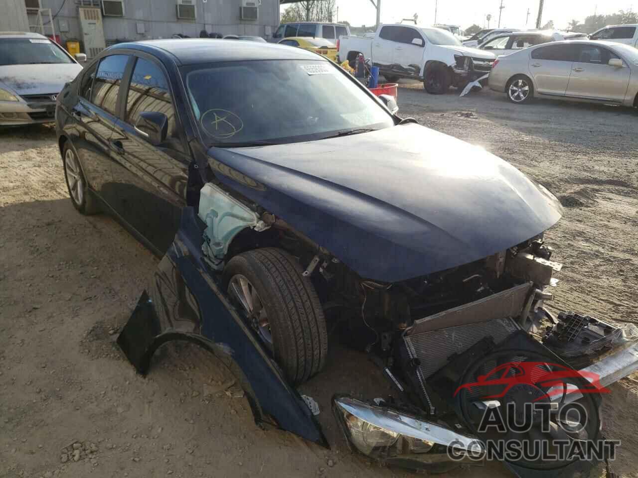 BMW 3 SERIES 2017 - WBA8E1G30HNU16393
