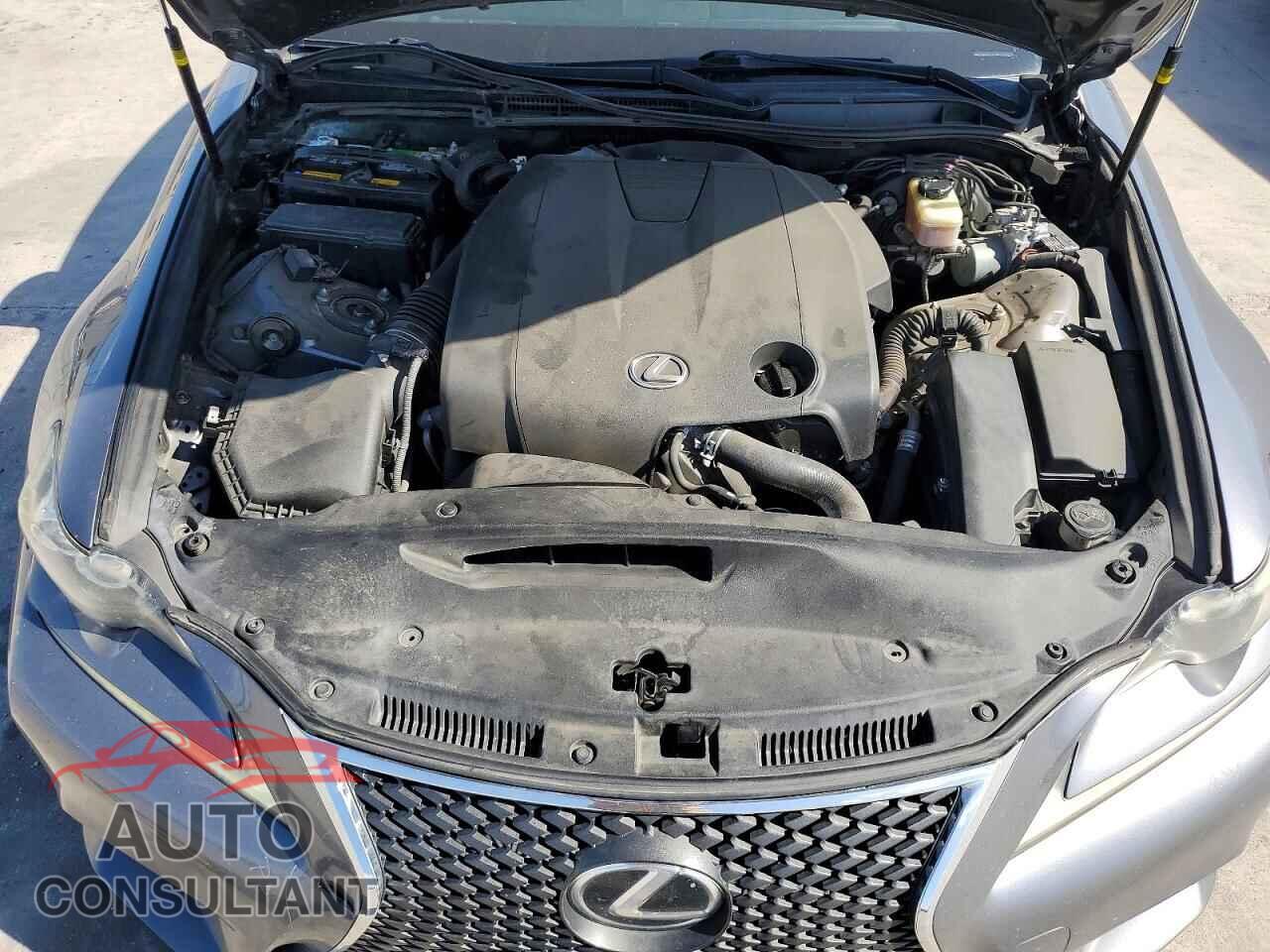 LEXUS IS 2015 - JTHBF1D28F5062040