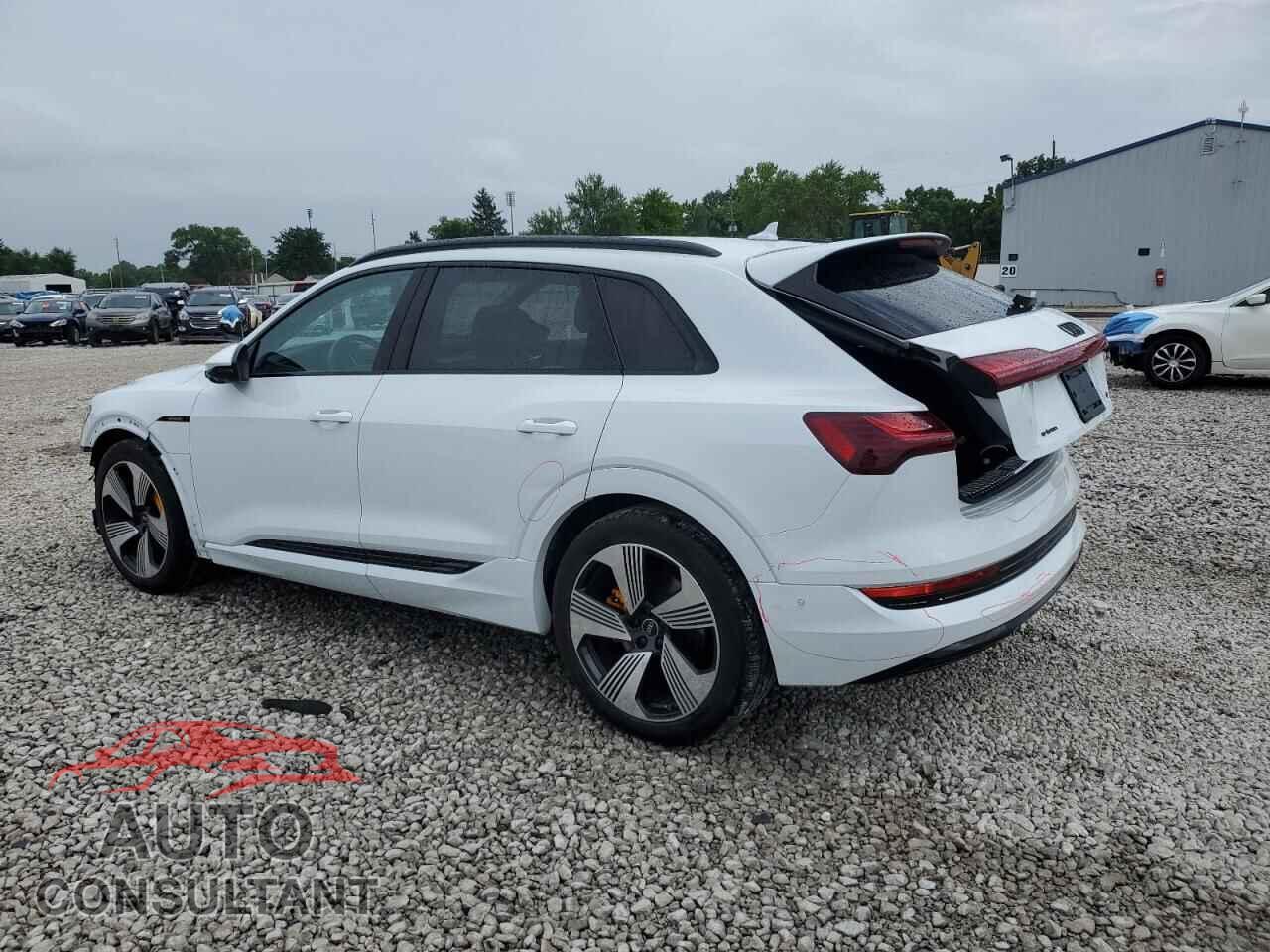 AUDI E-TRON 2022 - WA1LAAGE2NB039972