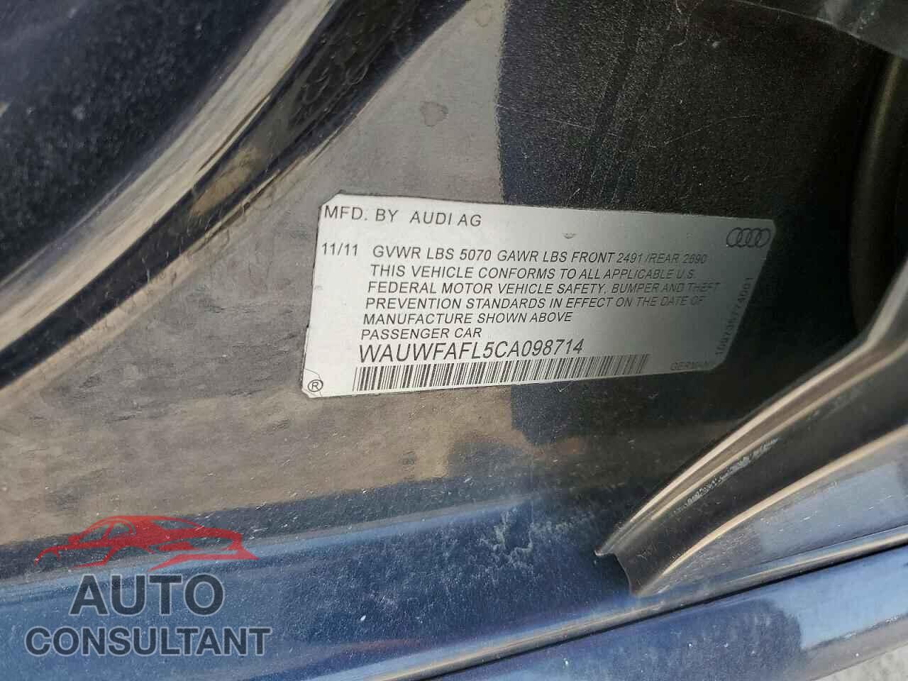 AUDI A4 2012 - WAUWFAFL5CA098714