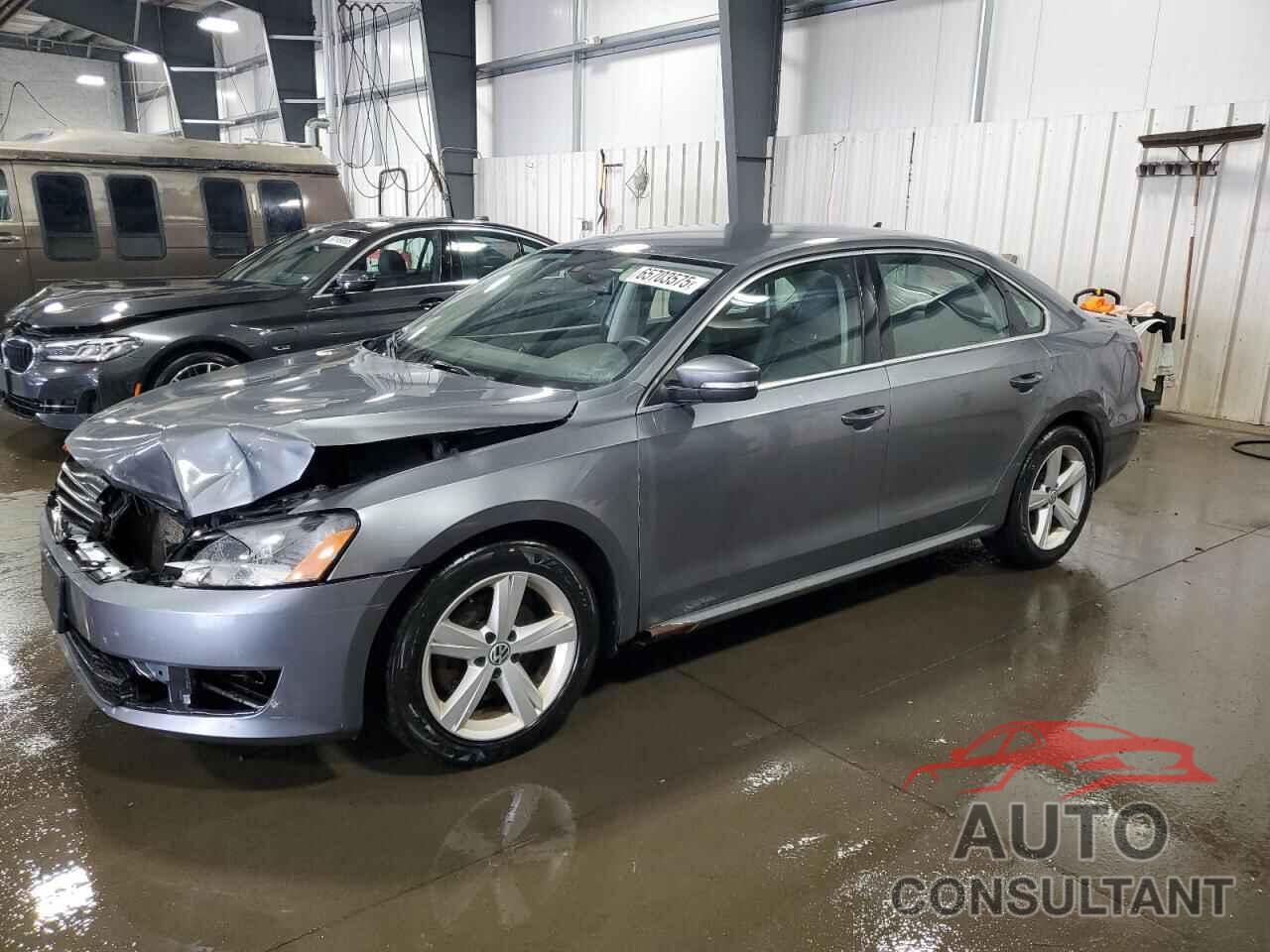 VOLKSWAGEN PASSAT 2013 - 1VWBP7A31DC013279