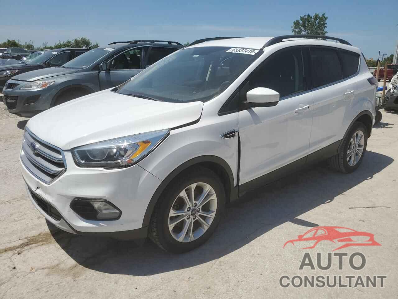 FORD ESCAPE 2017 - 1FMCU0GDXHUB02285