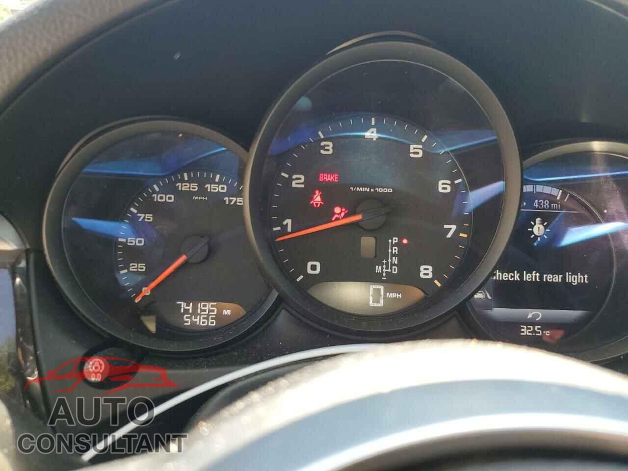 PORSCHE MACAN 2017 - WP1AA2A51HLB02455