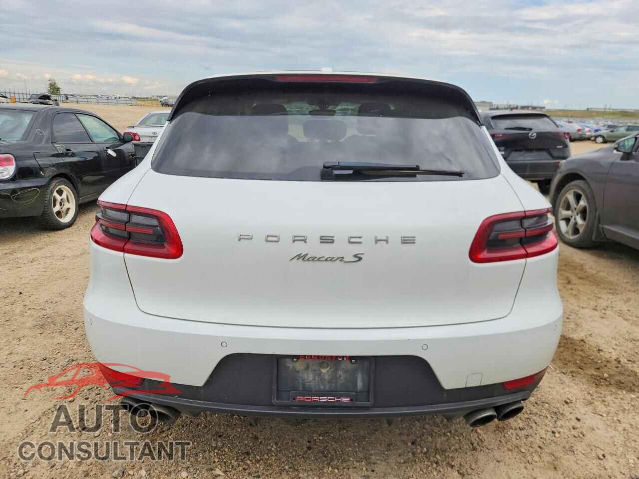 PORSCHE MACAN 2015 - WP1AB2A55FLB60028