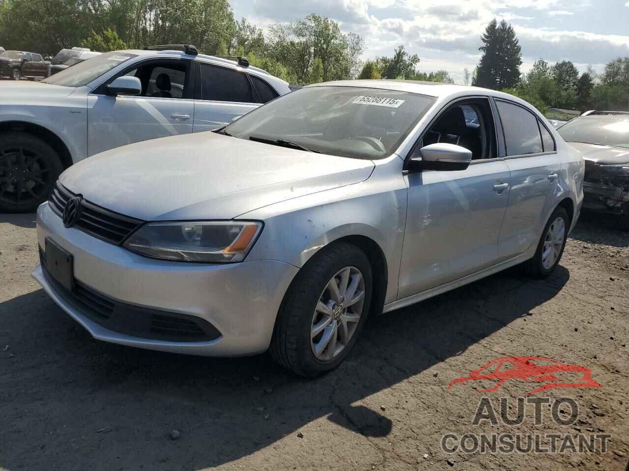 VOLKSWAGEN JETTA 2011 - 3VWDZ7AJ7BM386033