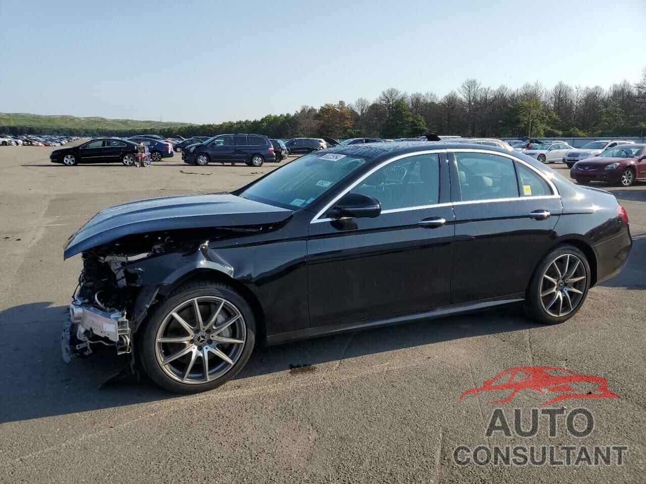 MERCEDES-BENZ E-CLASS 2022 - W1KZF5KB6NB012317