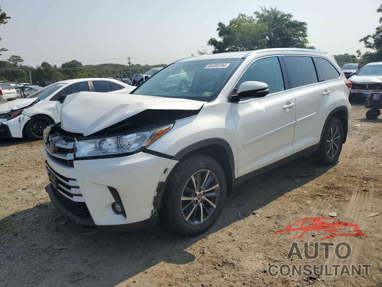 TOYOTA HIGHLANDER 2019 - 5TDJZRFH8KS577872