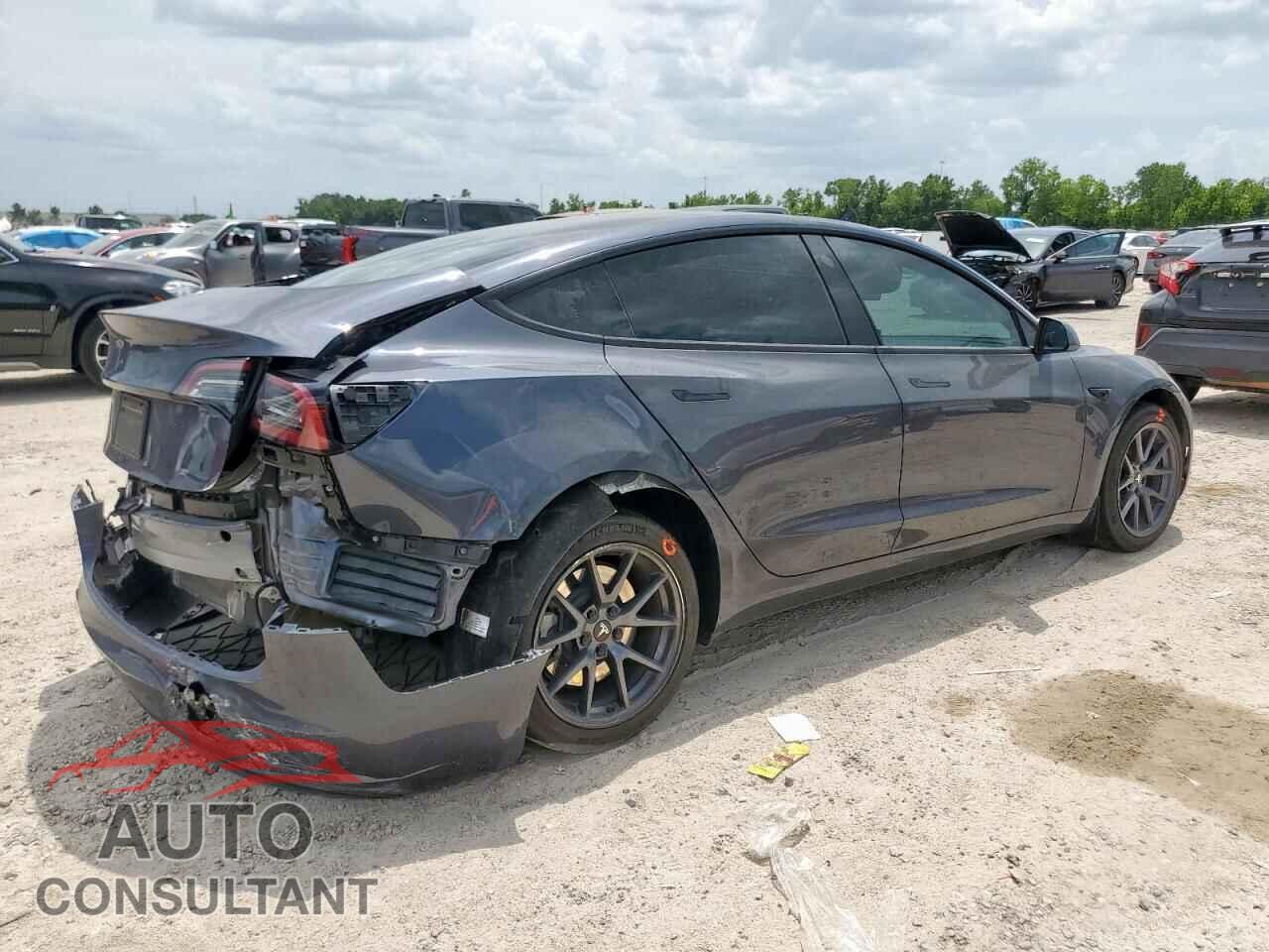 TESLA MODEL 3 2023 - 5YJ3E1EA0PF685246