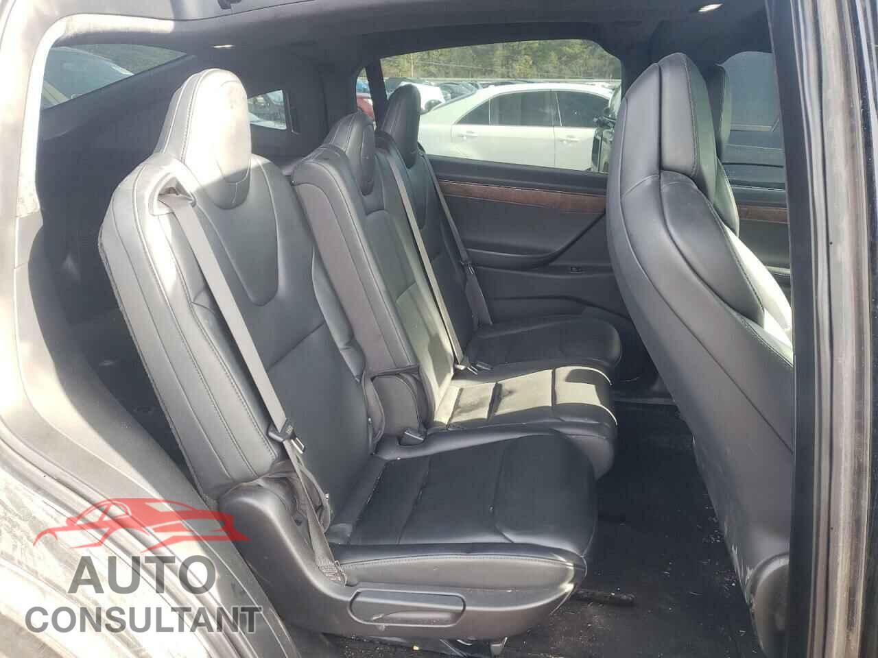 TESLA MODEL X 2019 - 5YJXCAE29KF181979