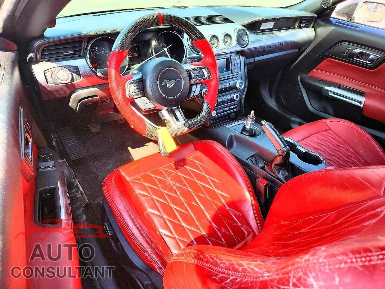 FORD MUSTANG 2017 - 1FA6P8THXH5288989