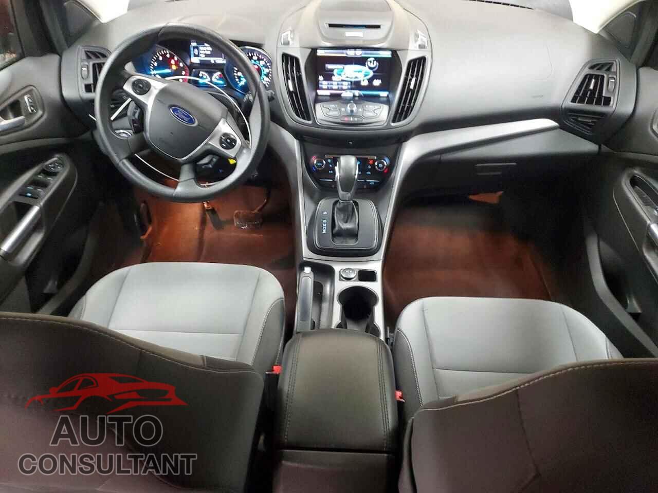 FORD ESCAPE 2014 - 1FMCU0GX6EUD14851