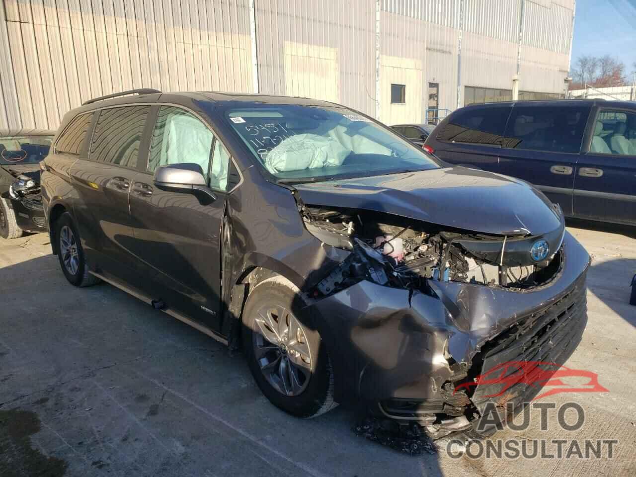 TOYOTA SIENNA 2021 - 5TDBRKEC3MS025457