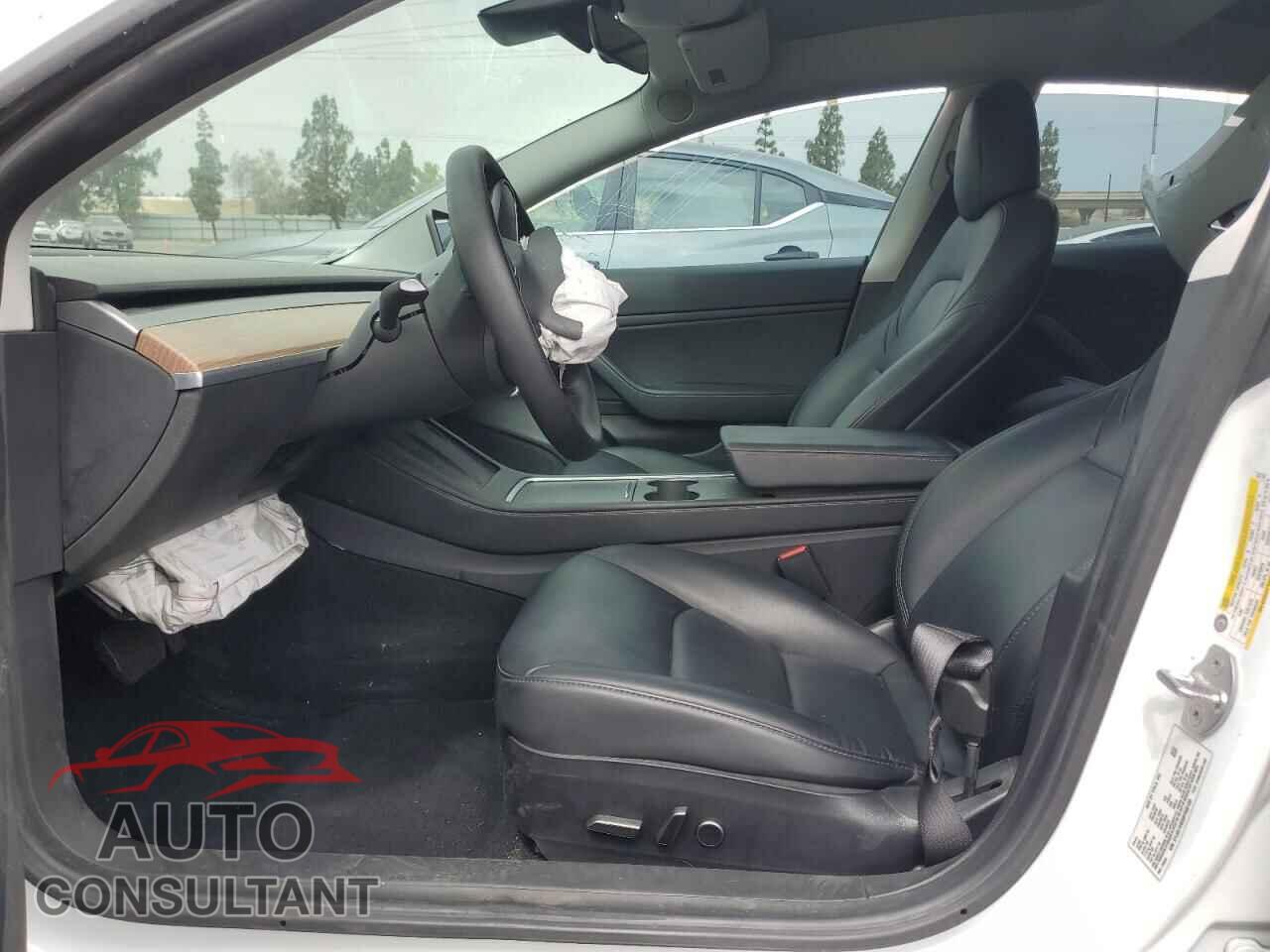 TESLA MODEL 3 2021 - 5YJ3E1EB5MF938100
