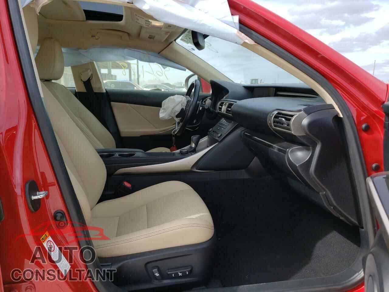 LEXUS IS 2016 - JTHBA1D2XG5018055
