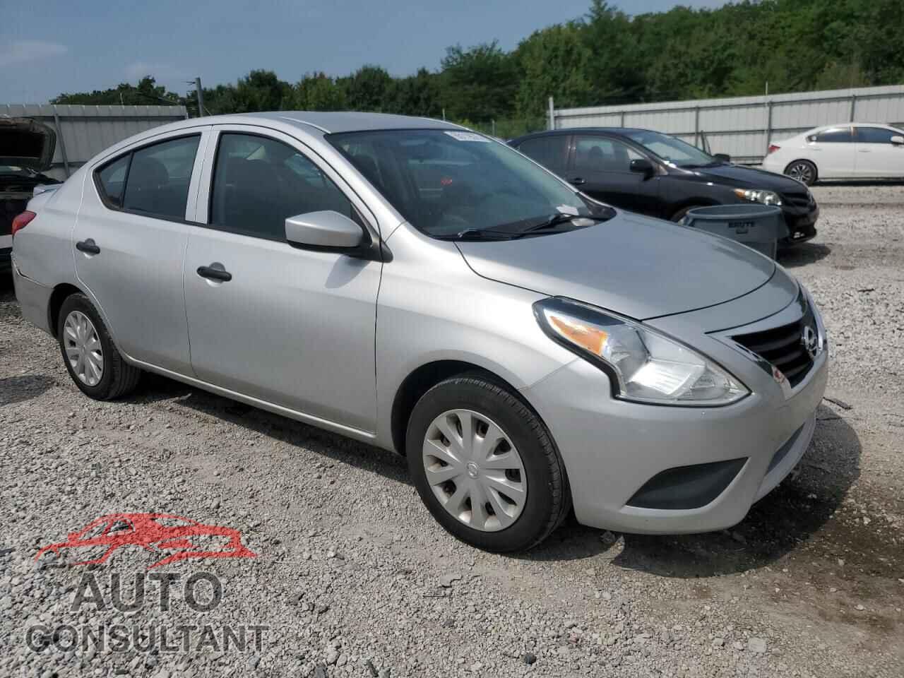 NISSAN VERSA 2019 - 3N1CN7AP3KL813750