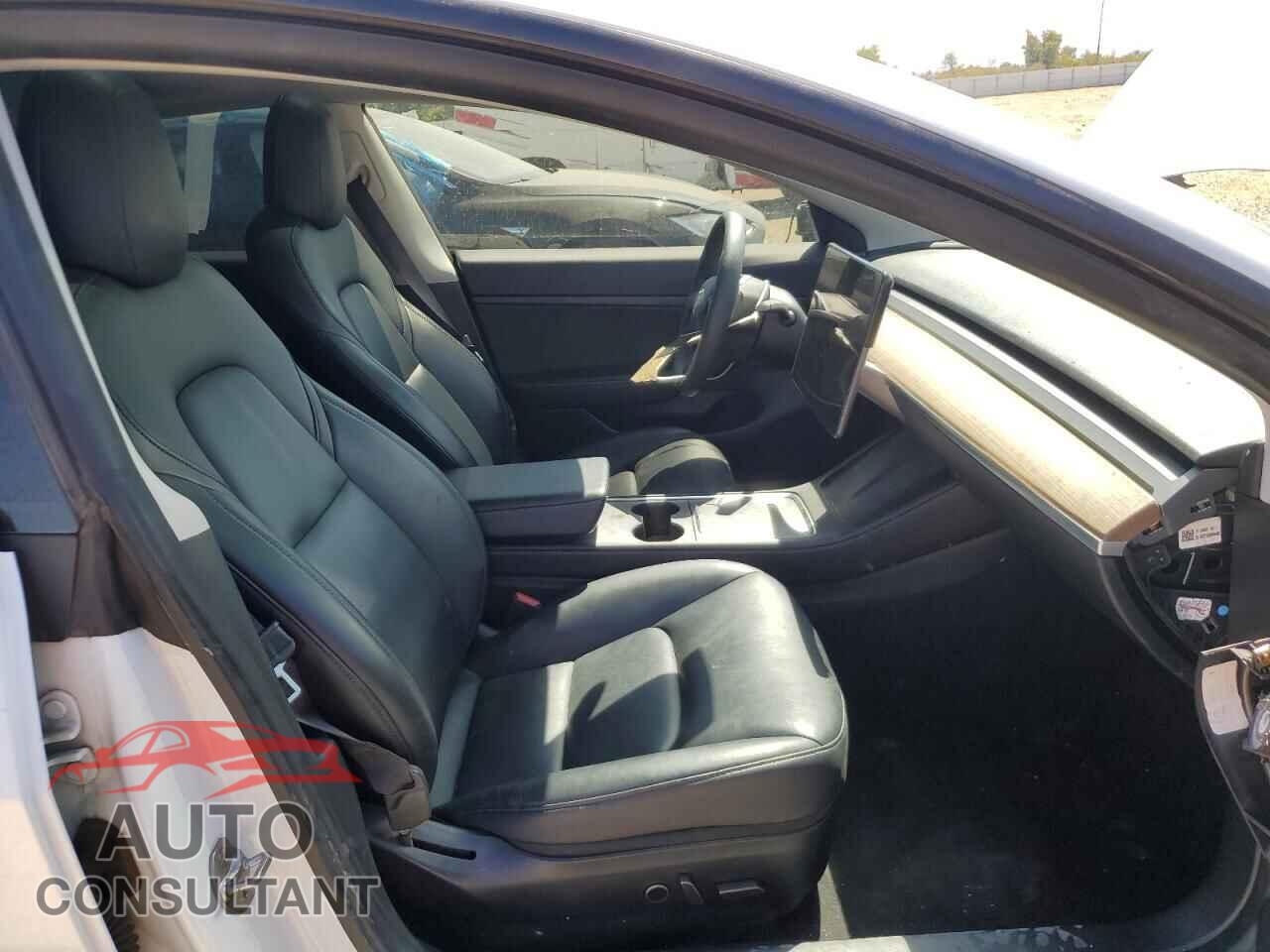TESLA MODEL 3 2021 - 5YJ3E1EA9MF942674