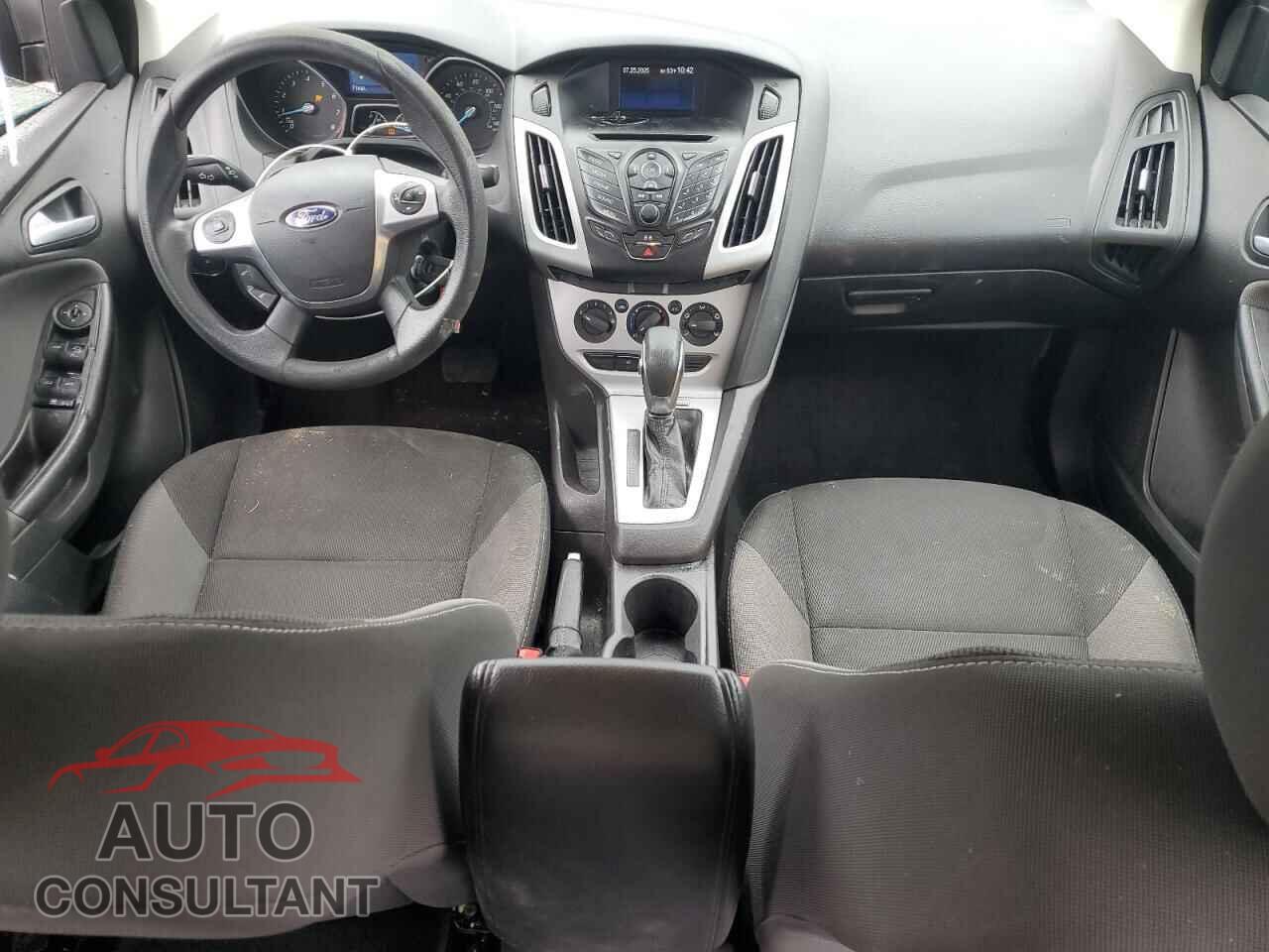 FORD FOCUS 2014 - 1FADP3F23EL200096