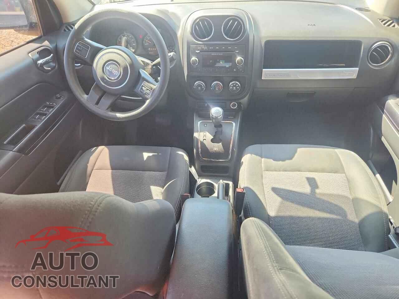 JEEP COMPASS 2015 - 1C4NJCBA5FD313606