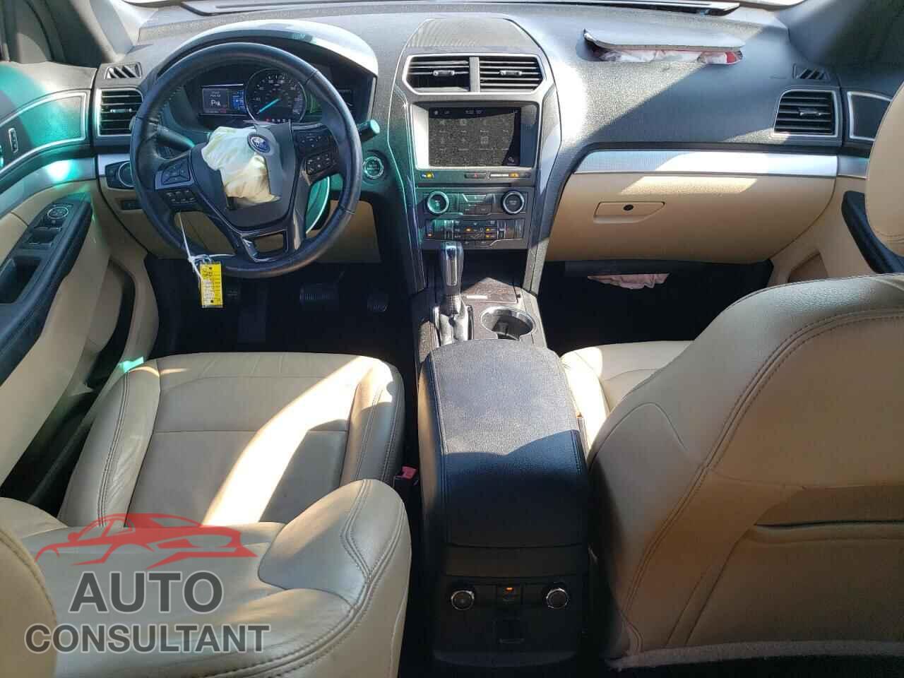 FORD EXPLORER 2017 - 1FM5K8D8XHGA30667