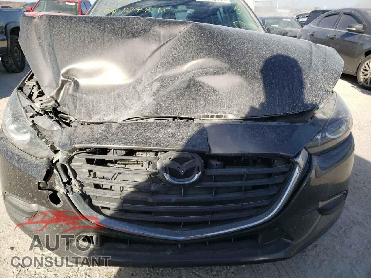 MAZDA 3 2017 - 3MZBN1K79HM124896