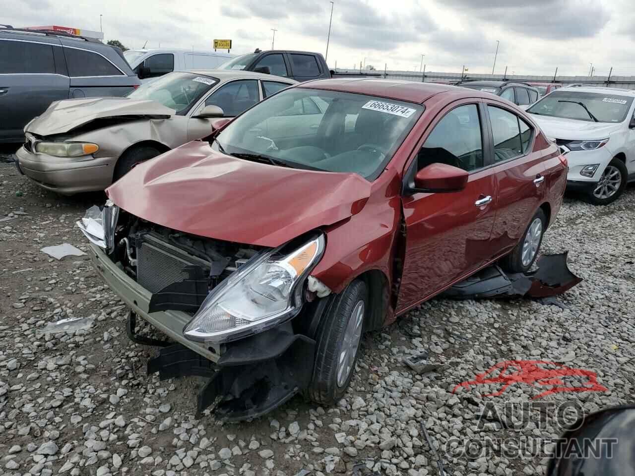 NISSAN VERSA 2018 - 3N1CN7APXJL880182