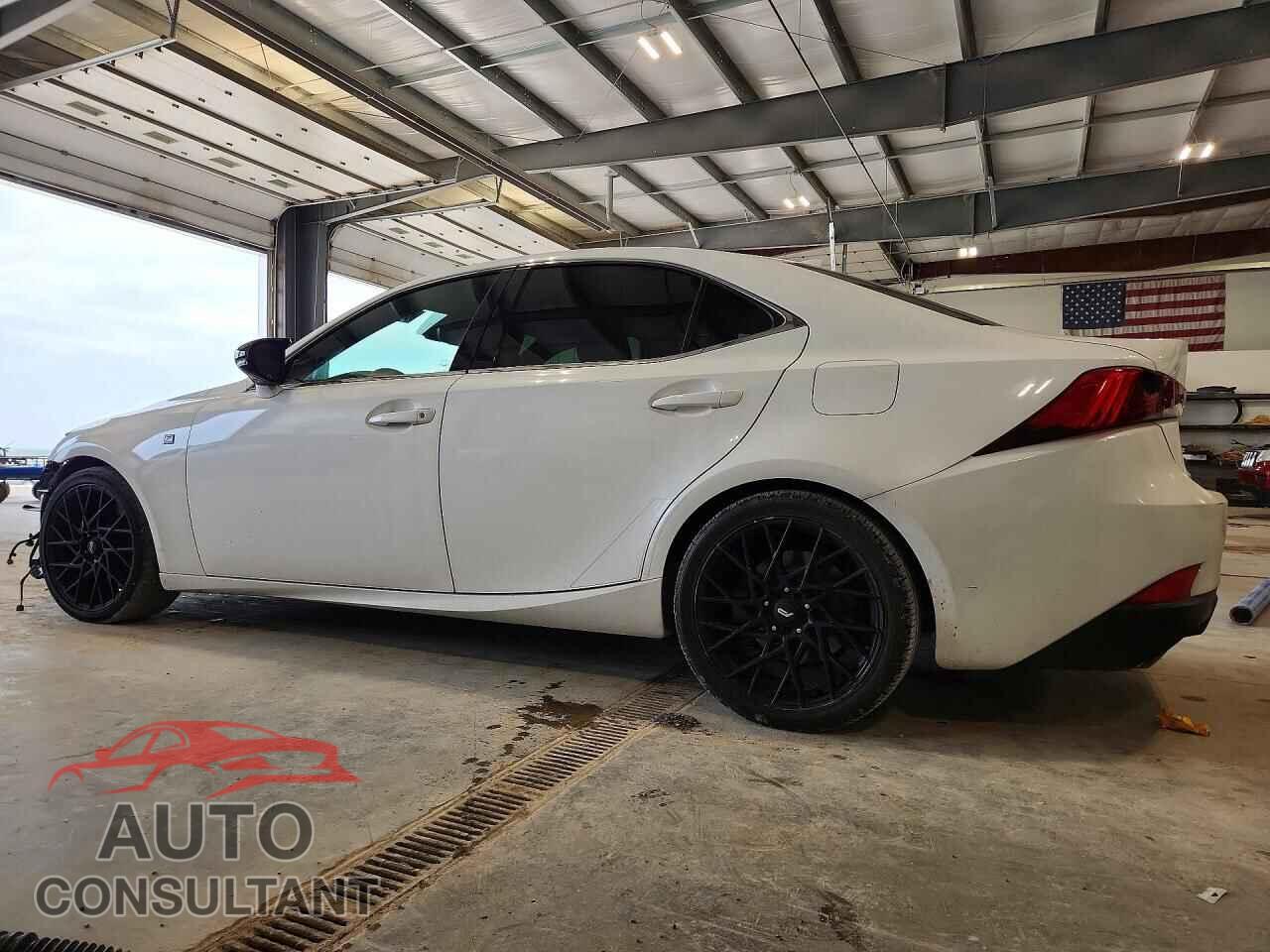 LEXUS IS 2017 - JTHCM1D21H5023285