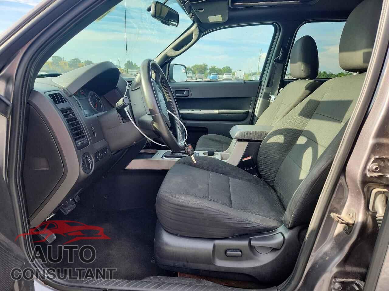 FORD ESCAPE 2010 - 1FMCU0D71AKB65453