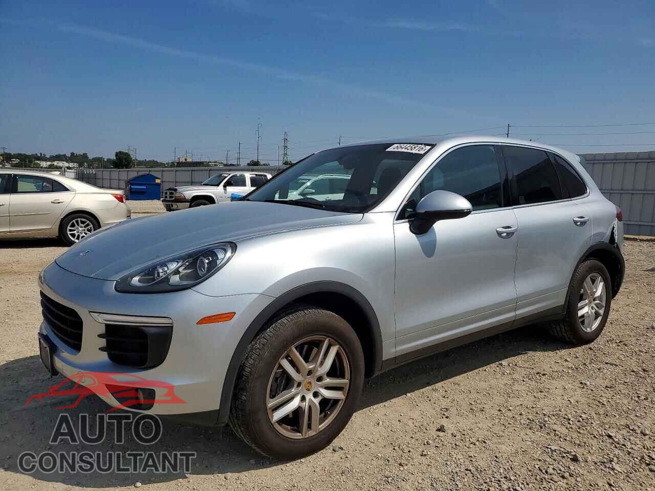 PORSCHE CAYENNE 2018 - WP1AA2A20JKA03787