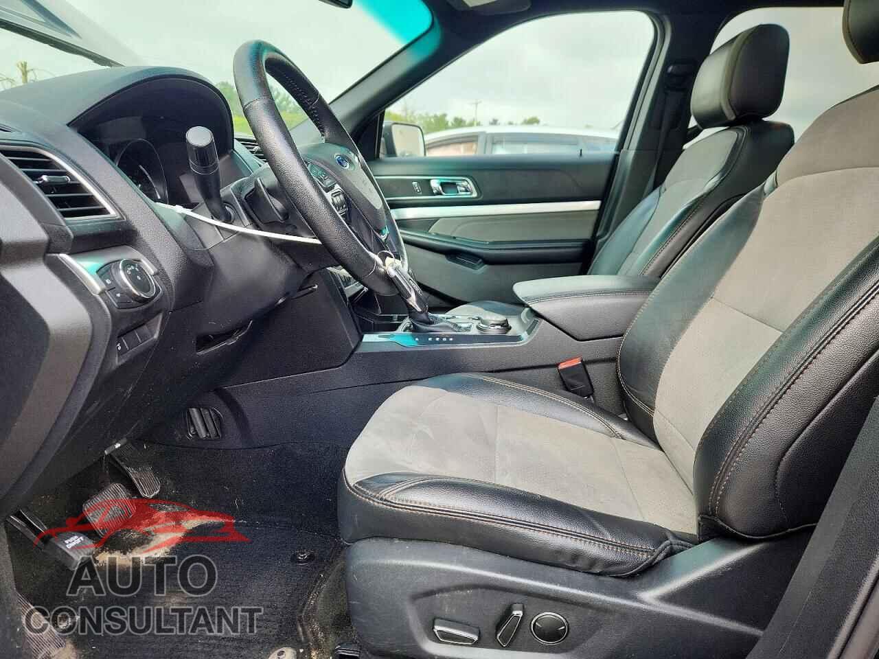 FORD EXPLORER 2017 - 1FM5K8D85HGA56349