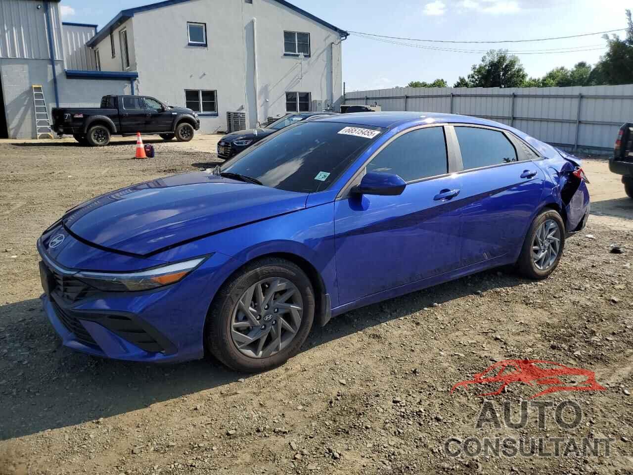 HYUNDAI ELANTRA 2024 - KMHLM4DG6RU805373
