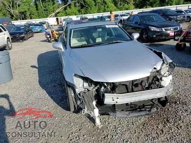 LEXUS IS 2011 - JTHBF5C22B5132277