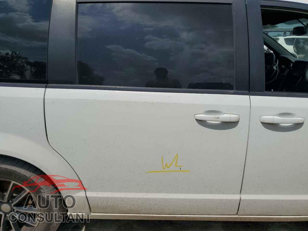 DODGE CARAVAN 2018 - 2C4RDGEG8JR250331