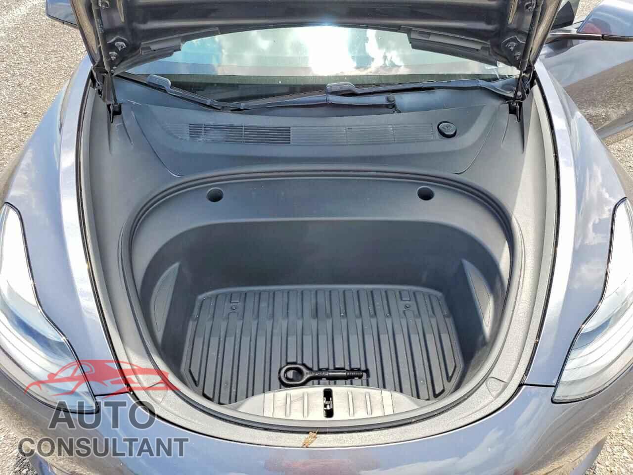 TESLA MODEL 3 2021 - 5YJ3E1EAXMF083076