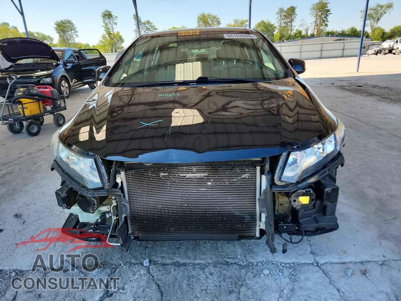 HONDA CIVIC 2013 - 2HGFB2F57DH512165