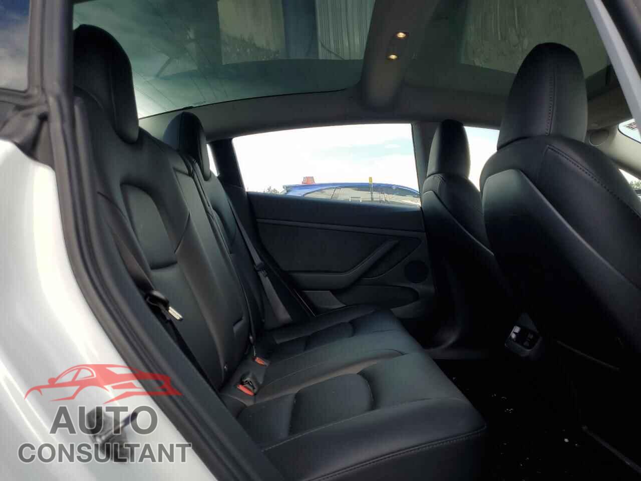 TESLA MODEL 3 2023 - 5YJ3E1EA2PF577839