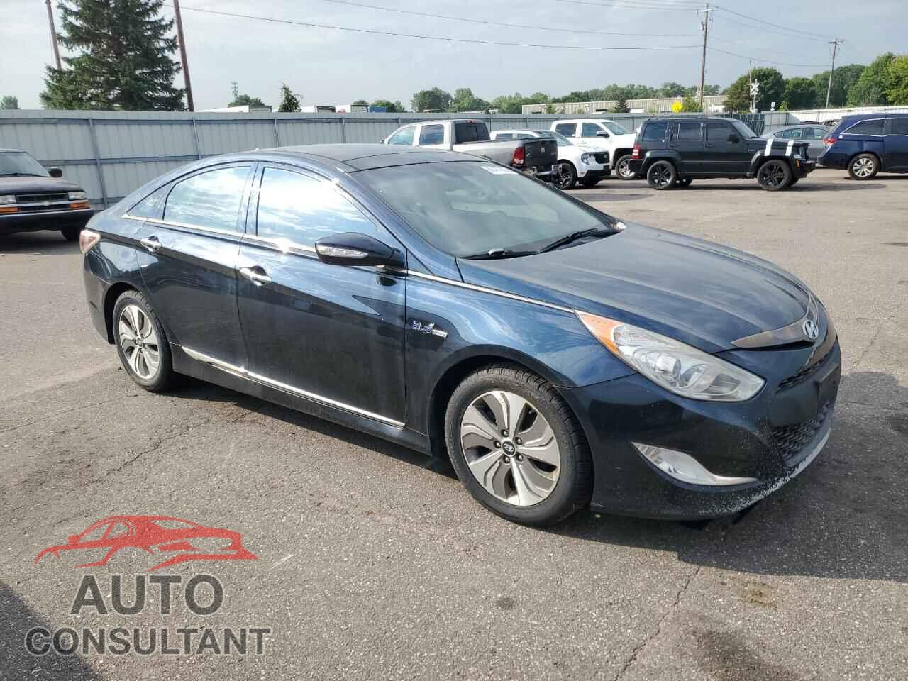 HYUNDAI SONATA 2015 - KMHEC4A43FA120380