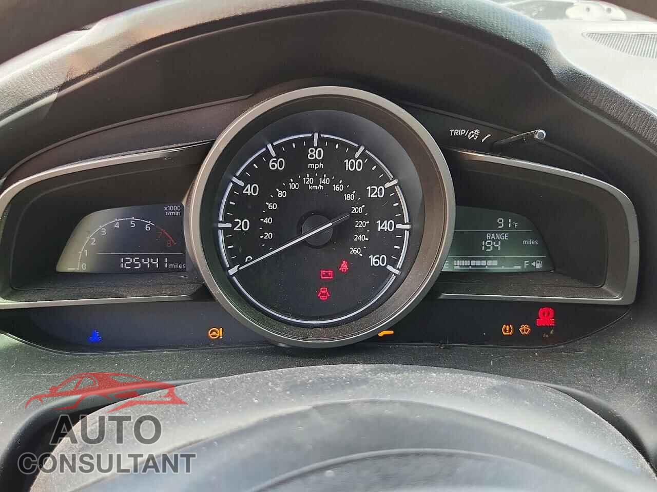 MAZDA 3 2018 - 3MZBN1U78JM219131