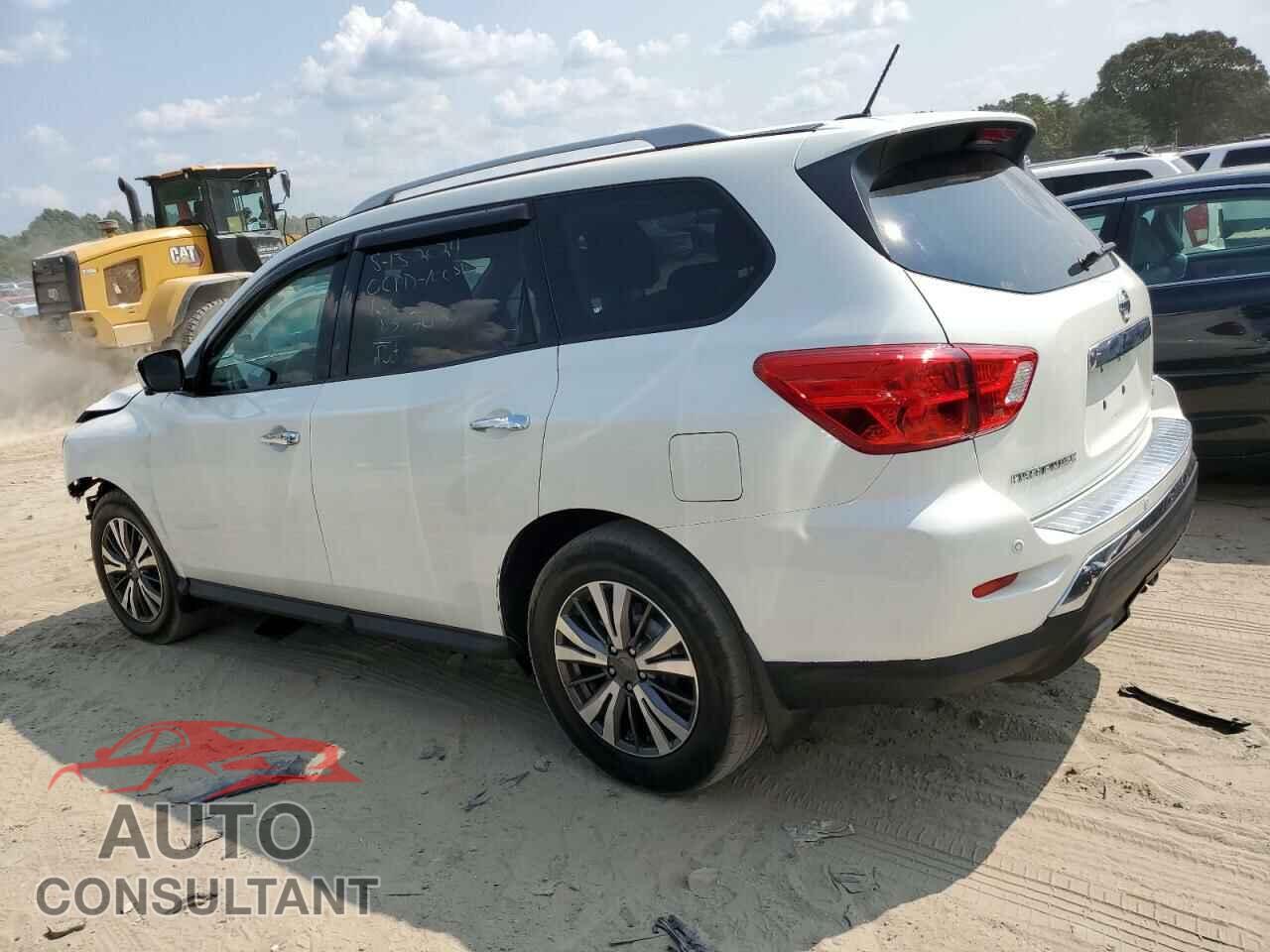 NISSAN PATHFINDER 2017 - 5N1DR2MM4HC672178