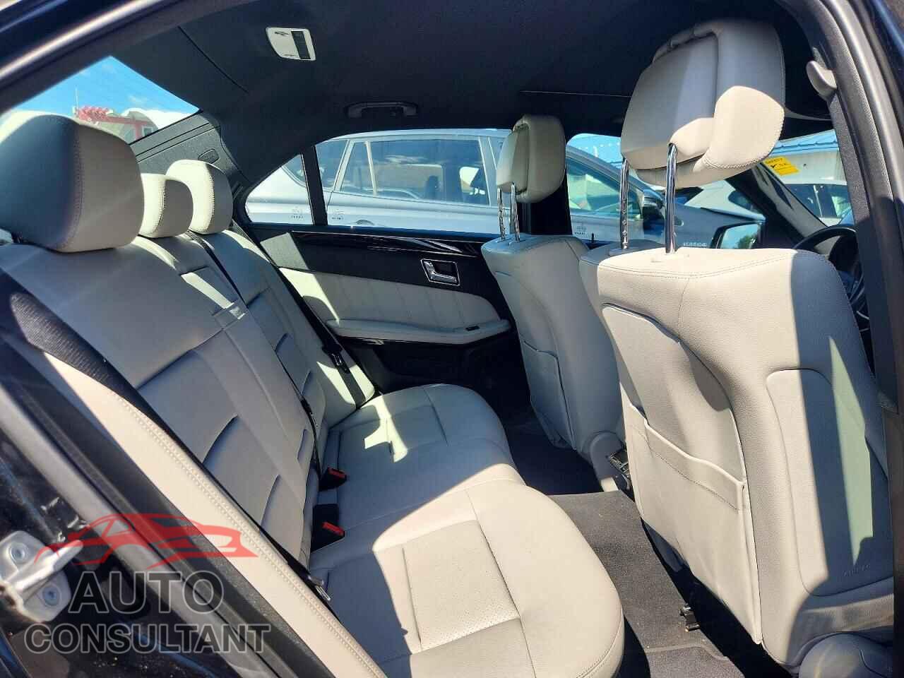 MERCEDES-BENZ E-CLASS 2011 - WDDHF8HB6BA381412