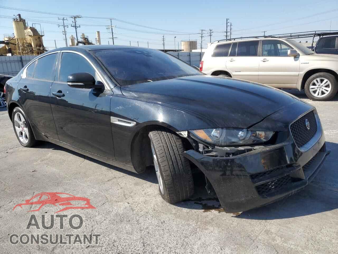 JAGUAR XE 2018 - SAJAR4FX6JCP33788