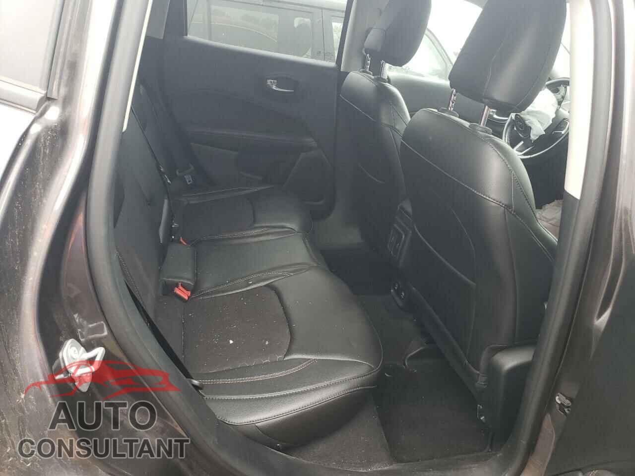 JEEP COMPASS 2018 - 3C4NJDBB6JT413800