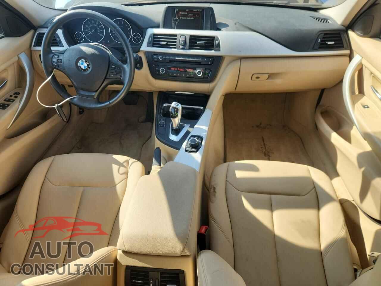 BMW 3 SERIES 2014 - WBA3C3C57EF984259