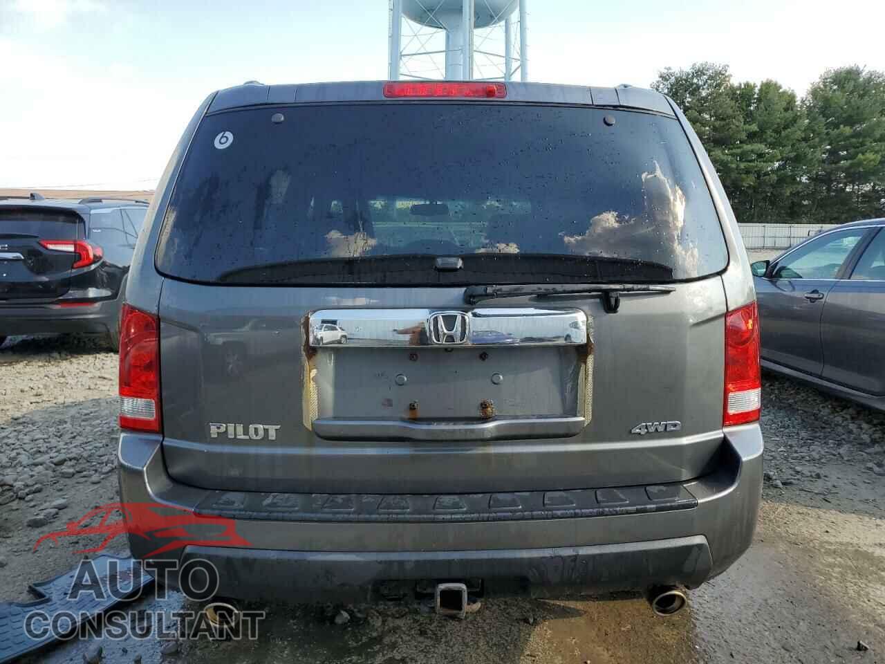 HONDA PILOT 2011 - 5FNYF4H73BB051698